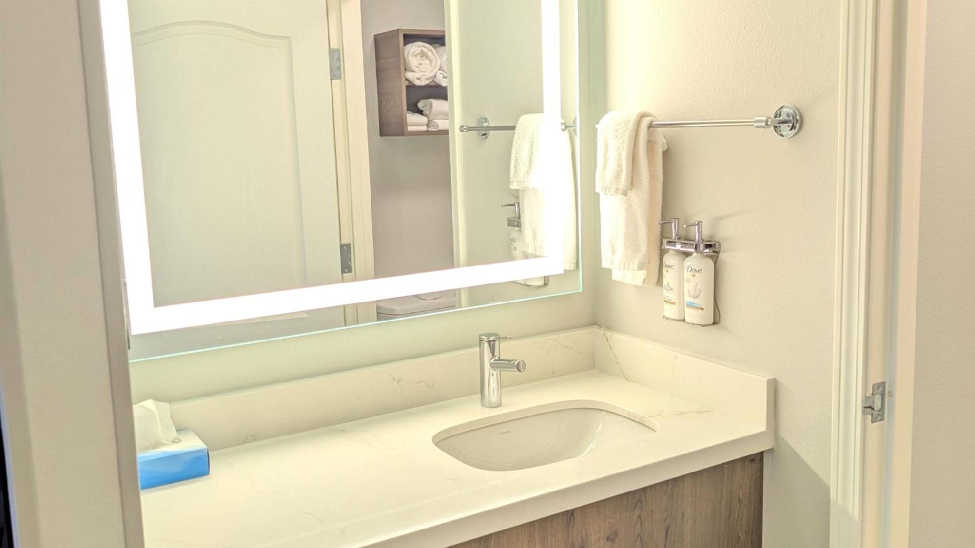 Staybridge Suites Bismarck By Ihg Eksteriør bilde